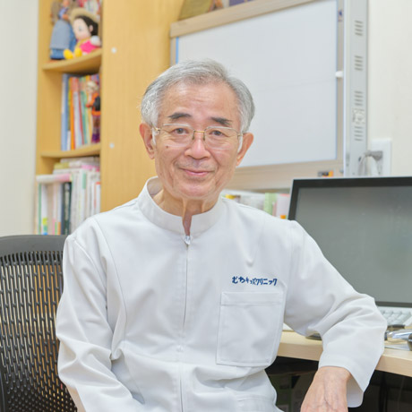 院長 鞭 熙